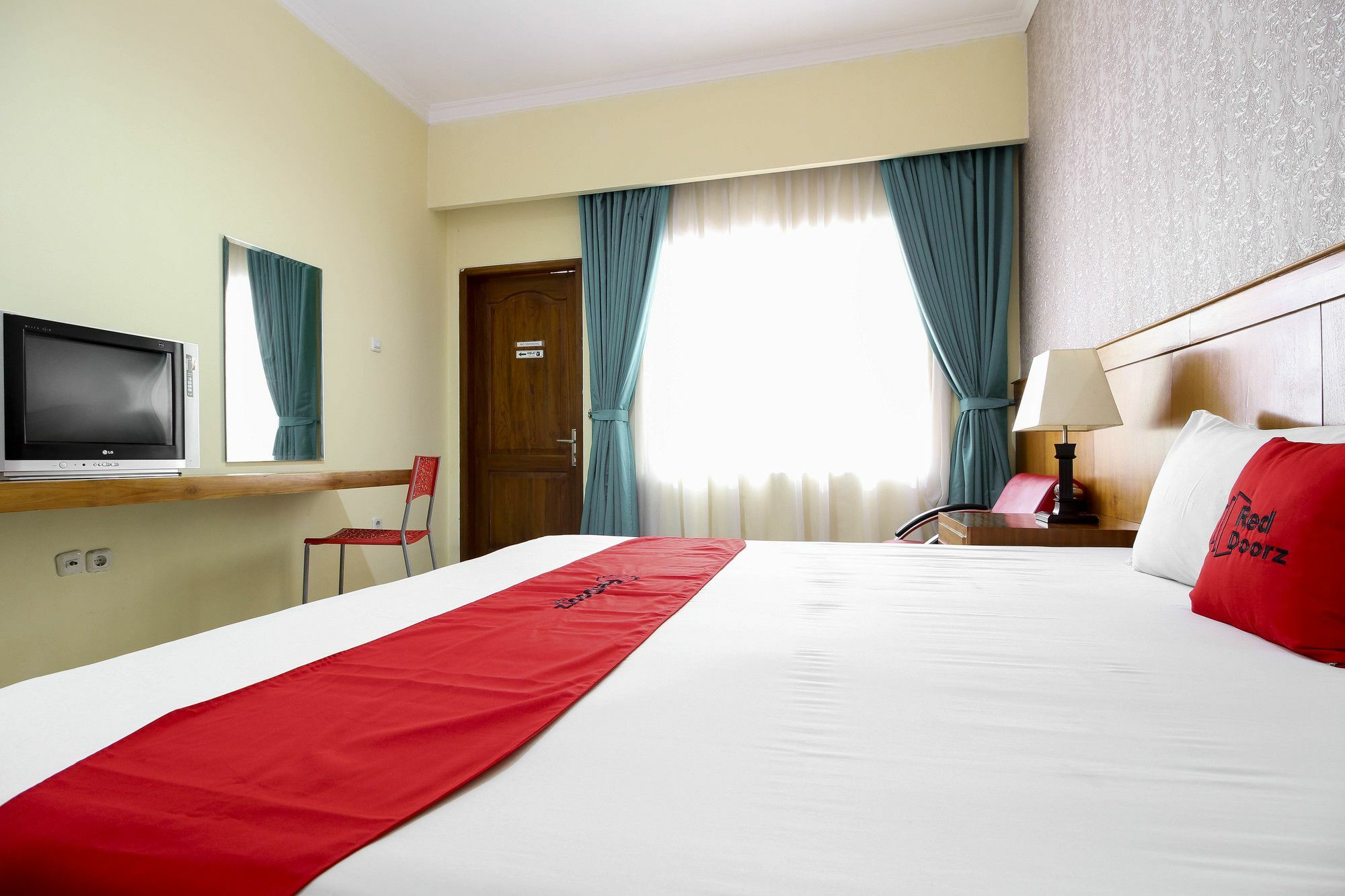 Reddoorz @ Seturan Raya 2 Hotel Maguwo Ngoại thất bức ảnh